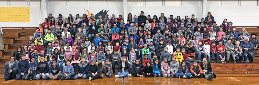 Holyoke 3-6 grade students with Mark Randall