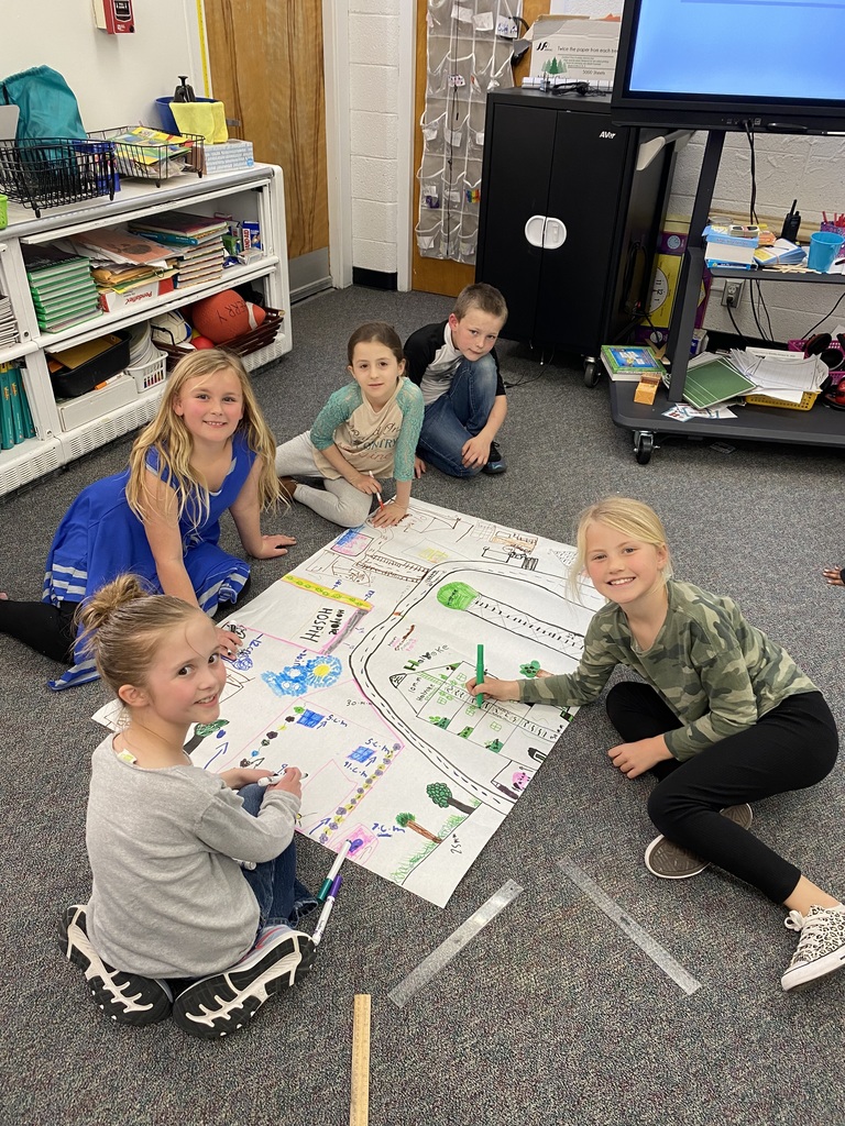 They were creating cities and choosing appropriate tools to measure them using inches or centimeters. Groups created their own interpretations of Mexico City, Denver/DIA and Holyoke and measured the different landmarks.
